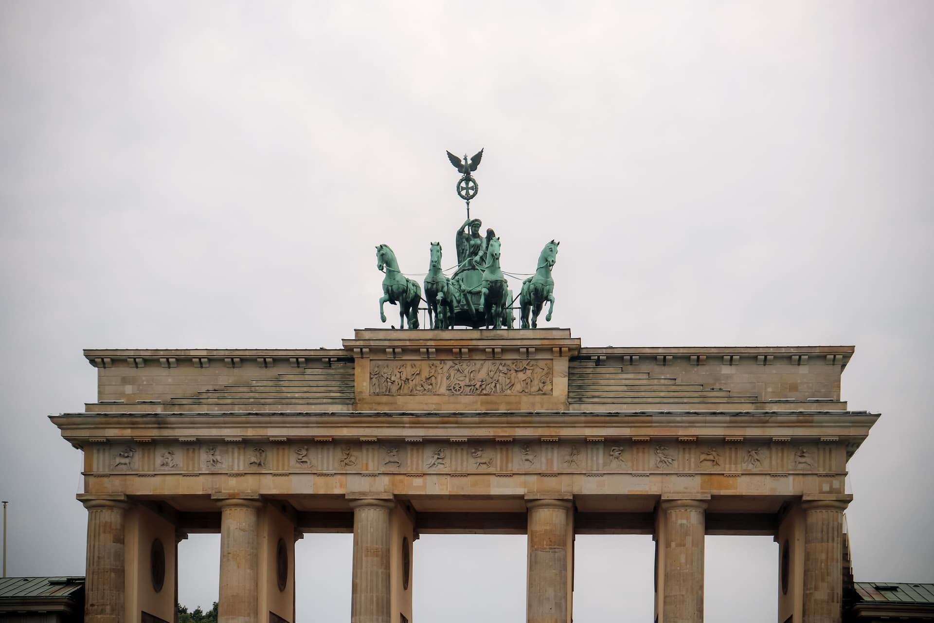 Berliner Skyline und Brandenburger Tor